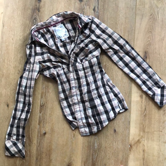 Guess Tops - Button down.